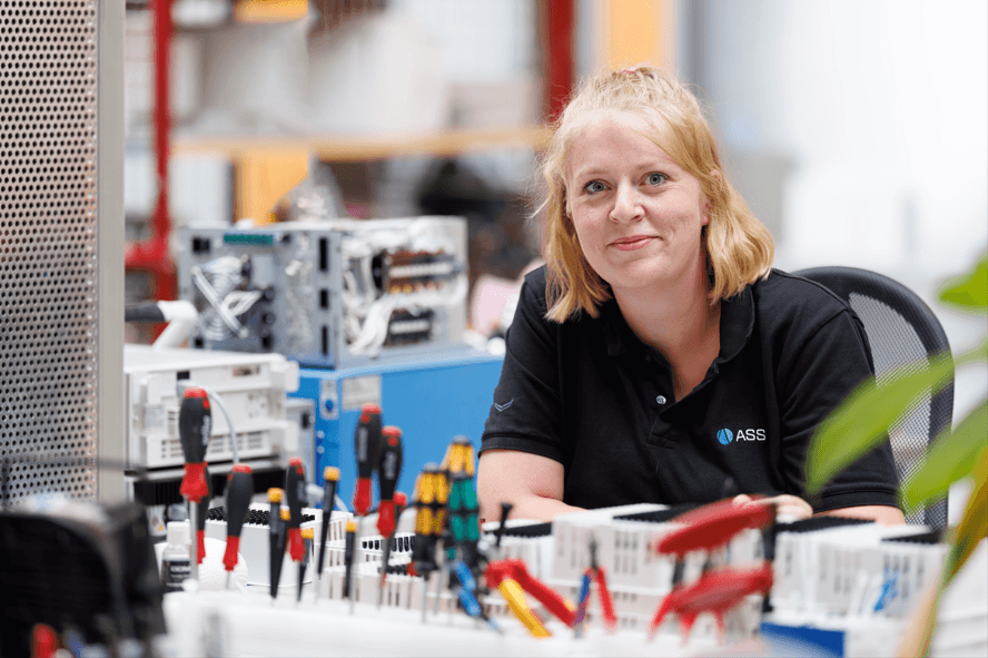 ASS Elektronik GmbH - Servicetechniker/-in für Labortechnik (m/w/d)