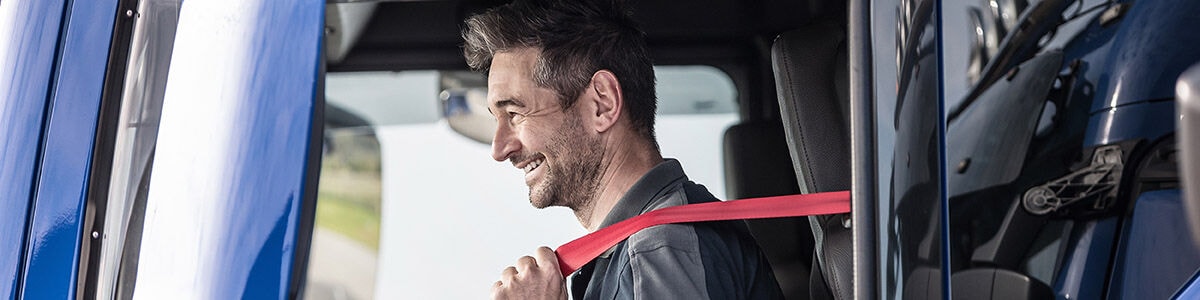 AUSBILDUNG ZUM BERUFSKRAFTFAHRER (M/W/D)