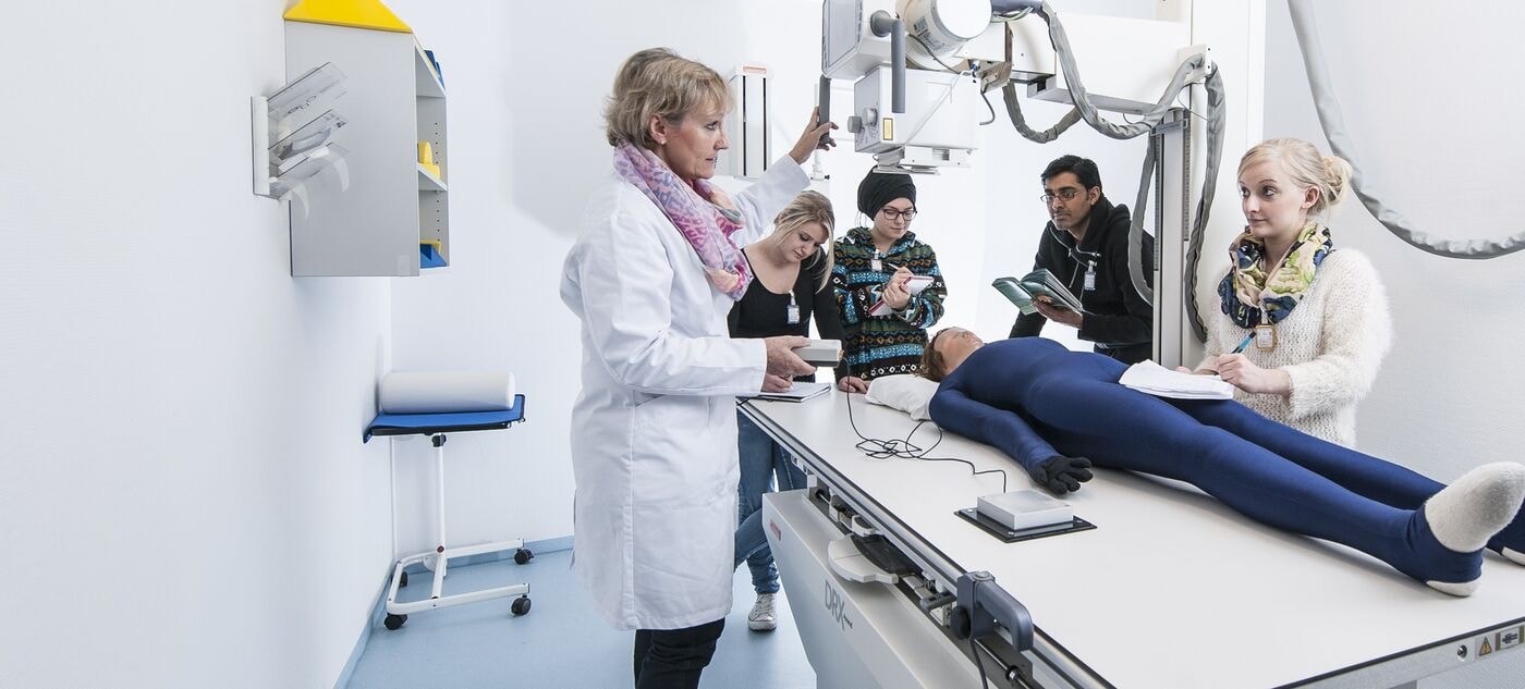 Lehrkraft Radiologie / MTR (w/m/d)