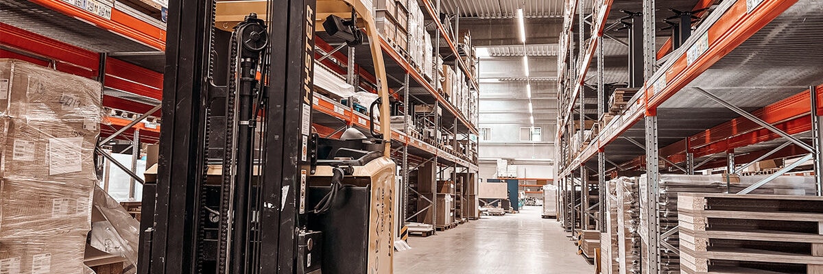Lager- und Logistikmitarbeiter (m/w/d)